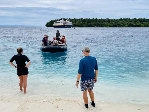 Indonesian Islands expedition cruise