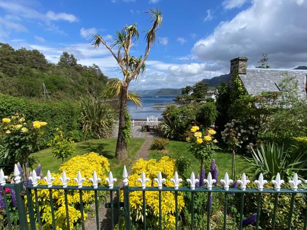 Scotland private charter sailing vacations