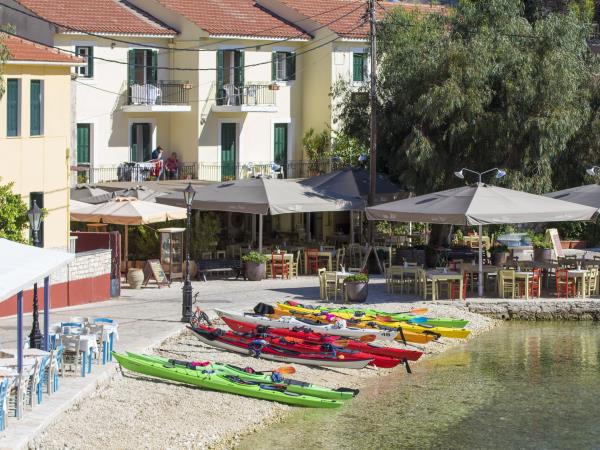 Ithaca walking & kayaking vacation, Greece