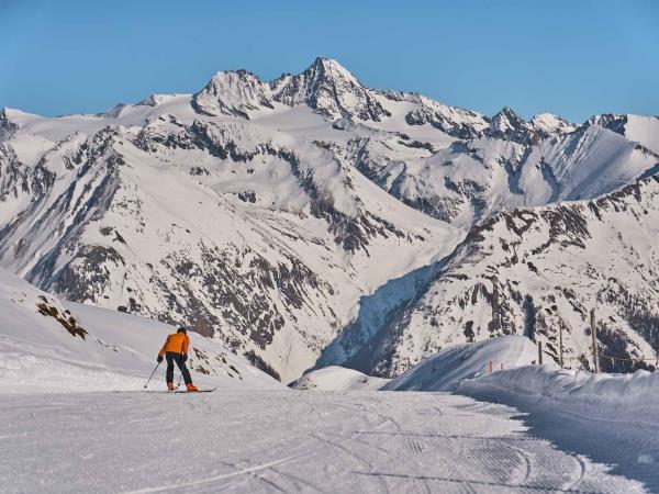 Austria skiing and winter activity vacation