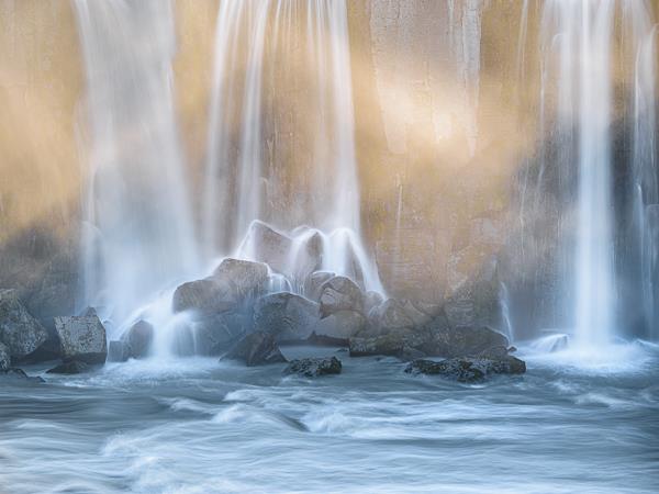 Iceland Highlands photography tour, waterfalls & canyons