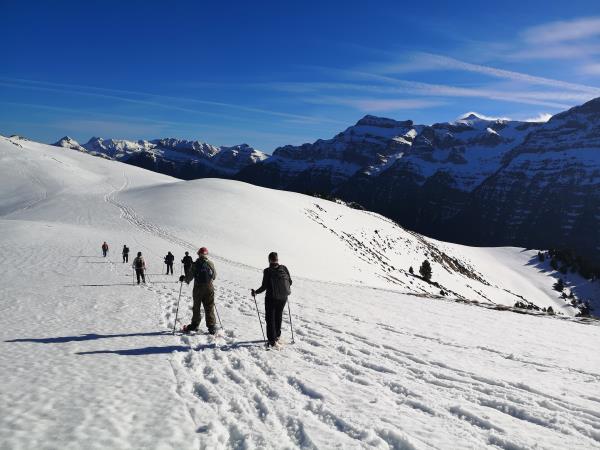 Winter hiking vacation in Spain, Spanish Pyrenees