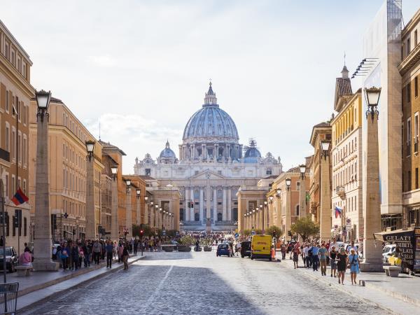 Volunteer with NGO's in Rome, Italy