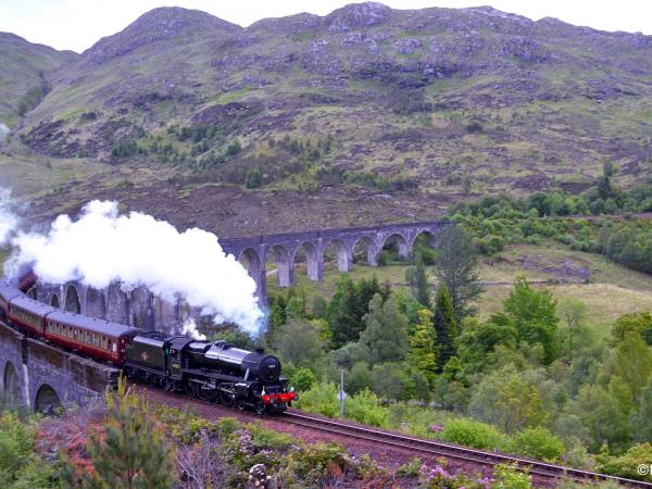 Jacobite express steam train tour