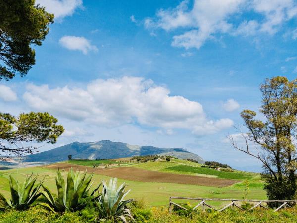 Sicily self guided walking vacation in Italy