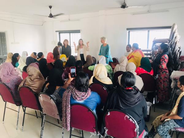 Kerala volunteering and Taj Mahal tour