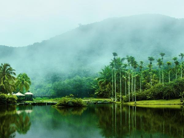 Hainan biking and hiking tour in China