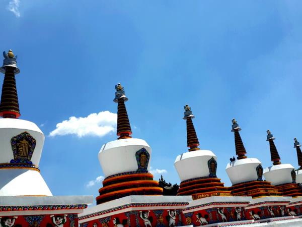 Qinghai Lake cycling tour in China