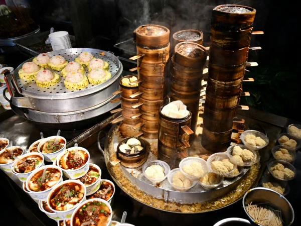 China family vacation in Sichuan