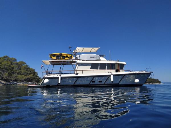 Croatia honeymoon, island hopping