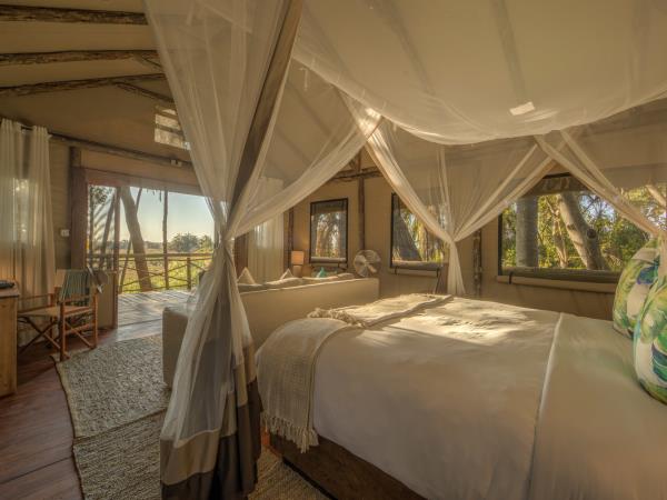 Luxury safari in Botswana with Victoria Falls 