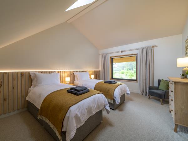 Wye Valley luxury lodges, sleeps 2, England