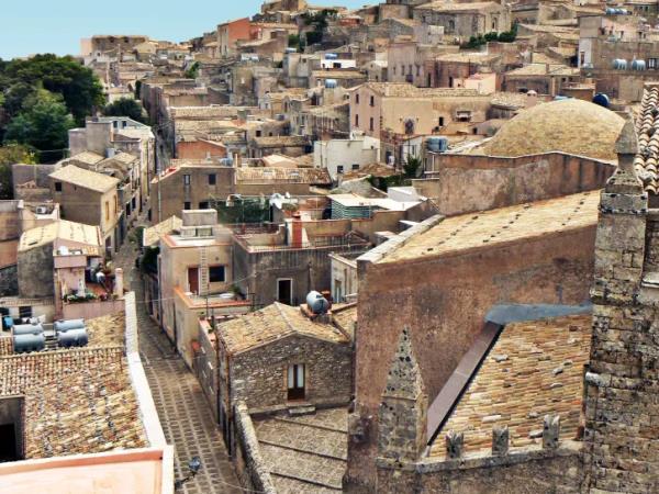Sicily coastal walking vacation