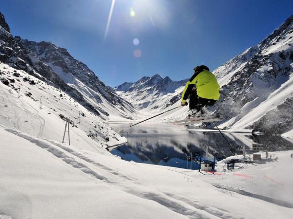 Chile skiing vacation