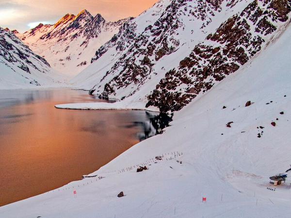 Chile skiing vacation