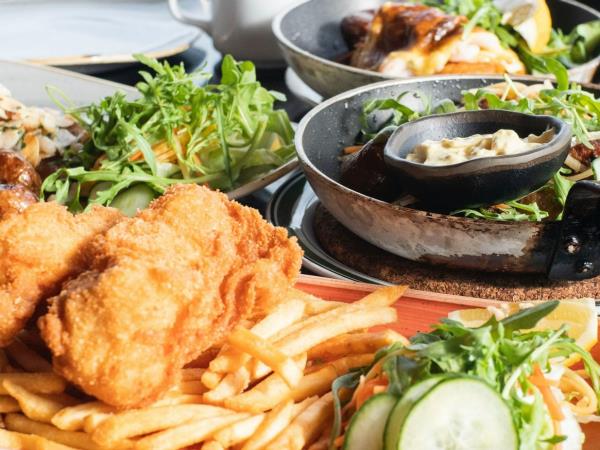 Gastronomy and northern lights vacation in Iceland
