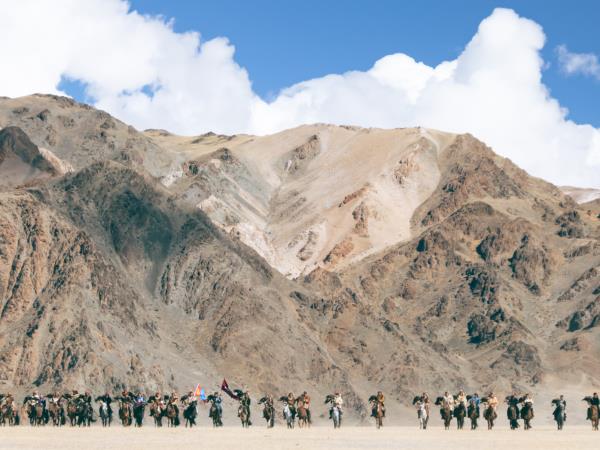 Eagle festival tour in Mongolia