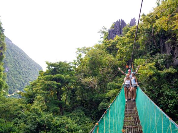 Philippines Island explorer tour