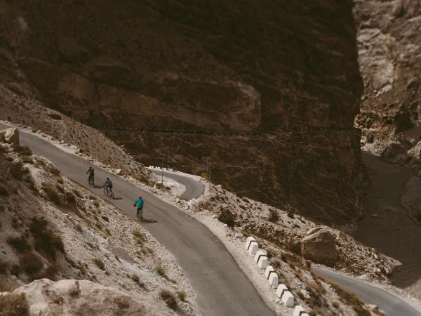 Himachal Pradesh cycling vacation, India