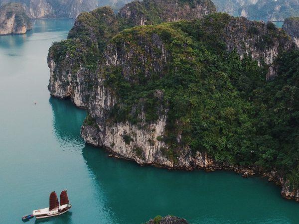 Vietnam volunteer travel and tour
