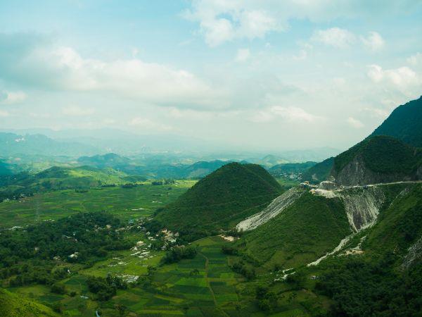 North Vietnam volunteer experience and vacation