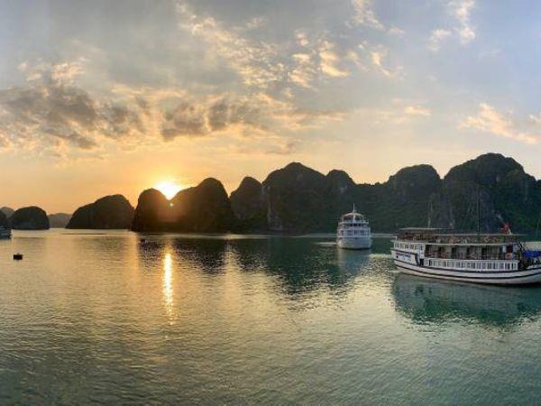 North Vietnam volunteer experience and vacation