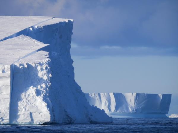 Ross Sea & Antarctic Circle voyage 