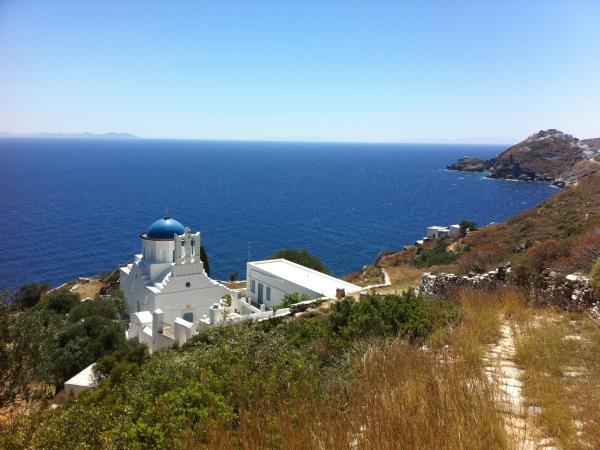 The Cyclades guided hiking vacation