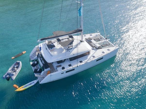 Sailing and archaeology vacation in Greece