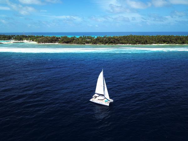 Maldives Catamaran Cruise