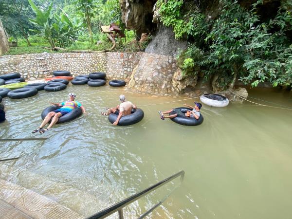Elephant adventure vacation, Laos