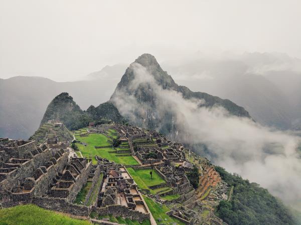 Inca Trail tours, trek to Machu Picchu
