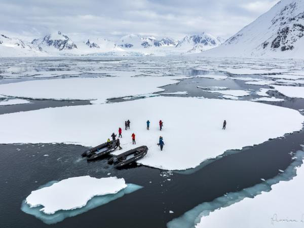 Svalbard photography expedition tour