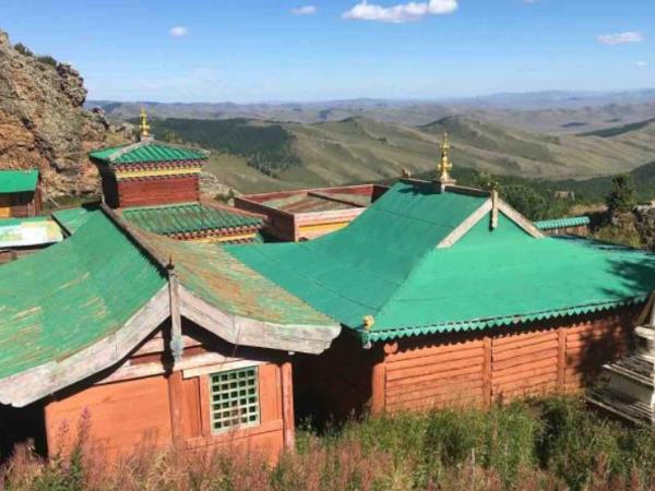 Horse trekking in Mongolia, tailor made