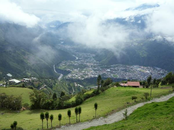 Ecuador trekking vacation