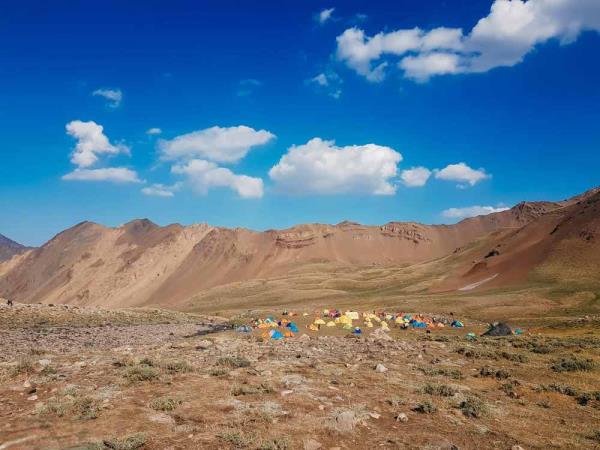 Alamkuh trekking vacations in Iran