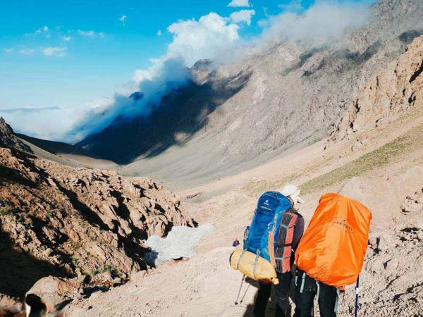 Alamkuh trekking vacations in Iran