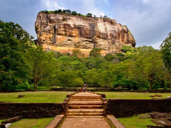 Sri Lanka culture and wildlife boutique vacation
