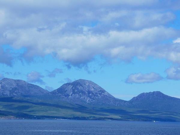 Luxury cruise of Southern Hebrides, Scotland 