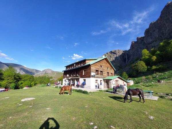 Walking in Bulgaria vacation, spa hotels and thermal springs