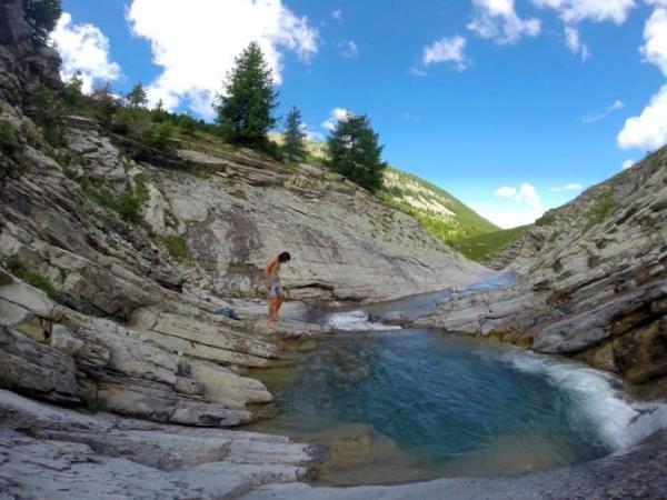 Mercantour hiking vacation in France