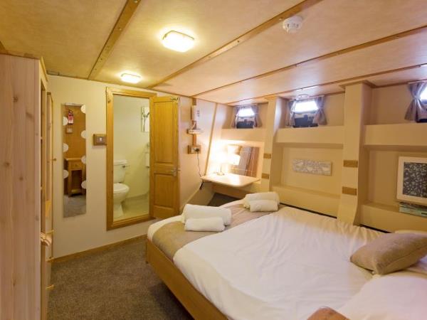 Hebrides wildlife cruise, Mingulay to the Shiants
