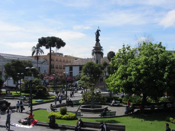 Ecuador small group vacation for 18-35s