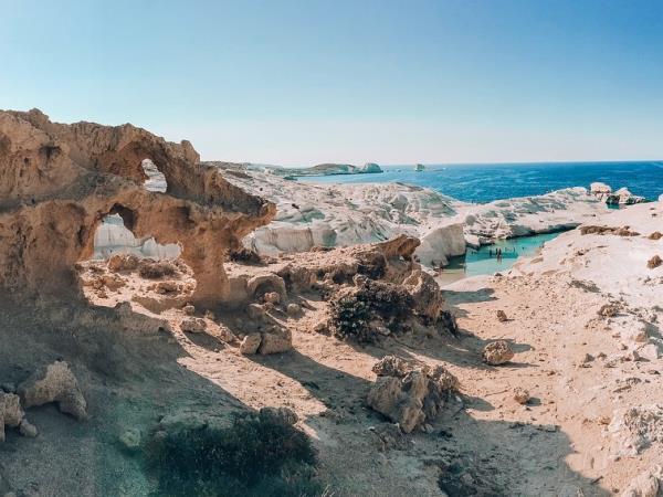 Cyclades Islands vacation, off the beaten track in Greece