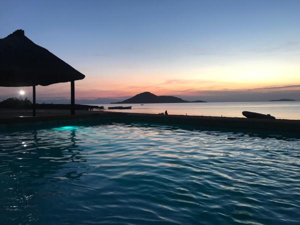 Mount Mulanje trekking and beach vacation, Malawi
