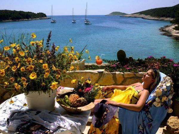 Croatia swimming vacation