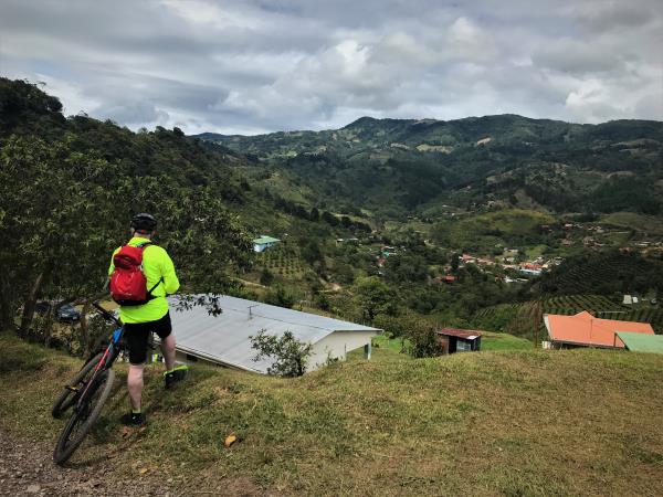 Costa Rica coast to coast hike, bike & kayak vacation