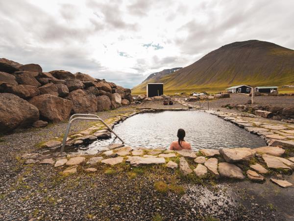Iceland hiking & swimming vacation