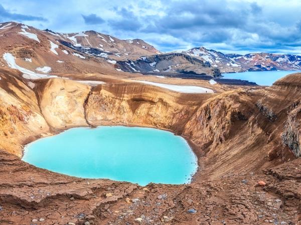 Iceland hiking & swimming vacation