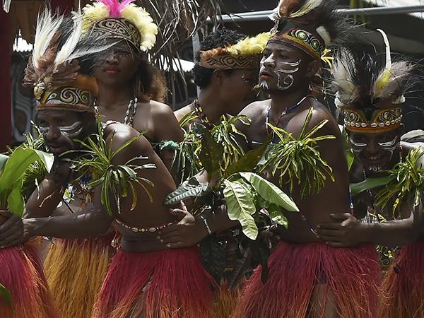 Indonesia cruise, Raja Ampat & Spice Islands